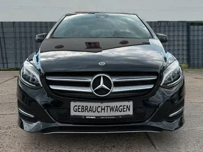 Gebraucht Mercedes B180 Style 122 PS (89 kW) 2018 Schwarz Kleinwagen