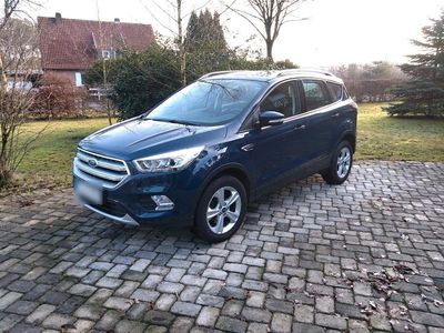 Gebraucht Ford Kuga 150 PS (110 kW) 2017 Blau SUV