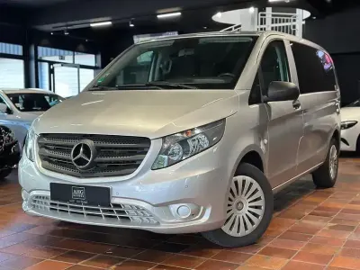 Gebraucht Mercedes Vito 136 PS (100 kW) 2016 Brillantsilber metallic mb 974 Van