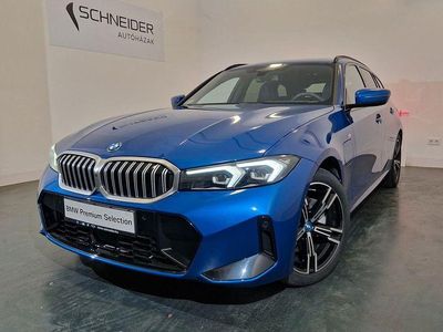 Gebraucht BMW 330e M Sport 184 PS (135 kW) 2024 Blau Kombi