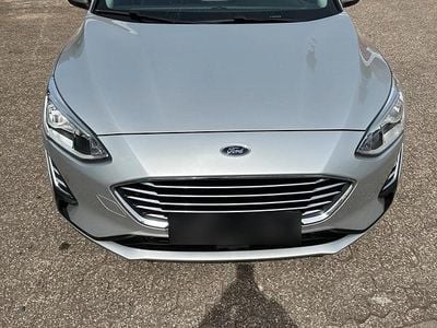 Occasion Ford Focus 101 ch (74 kW) 2018 Argent Berline