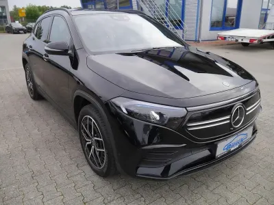 Gebraucht Mercedes EQA300 AMG line 167 kW (228 PS) 2023 Schwarz SUV