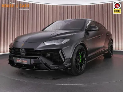 Usata Lamborghini Urus 666 CV (489 kW) 2023 Nero SUV