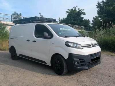 Gebraucht Citroën Jumpy 120 PS (88 kW) 2019 Weiß Van / Kleinbus