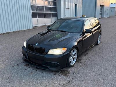 Gebraucht BMW 320 Competition Edition 250 PS (183 kW) 2010 Schwarz Kombi