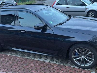 Gebraucht BMW 530 Shadowline 265 PS (194 kW) 2018 Schwarz Kombi