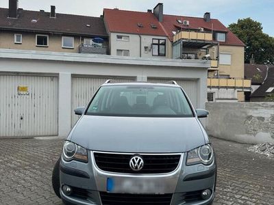 VW Touran Cross