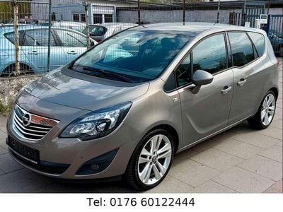 Usata Opel Meriva Innovation 140 CV (102 kW) 2011 Grigio Monovolume
