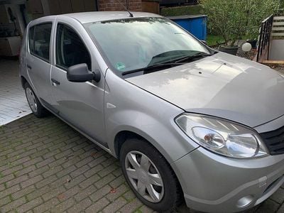 Silber Gebraucht 2009 Dacia Sandero Stepway Kleinwagen | 3.300 € (Fairer Preis)