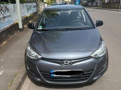 Usata Hyundai i20 75 CV (55 kW) 2014 Marrone Utilitaria