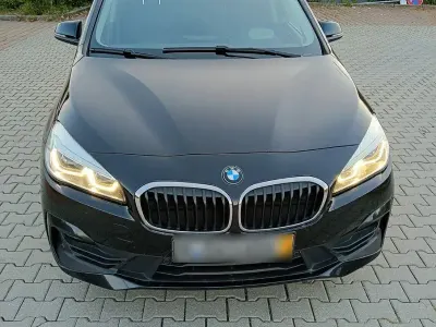 Gebraucht BMW 218 Gran Tourer 140 PS (102 kW) 2019 Schwarz Van / Kleinbus