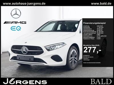 Gebraucht Mercedes A250 Advanced 163 PS (119 kW) 2024 Unilack polarweiss Limousine
