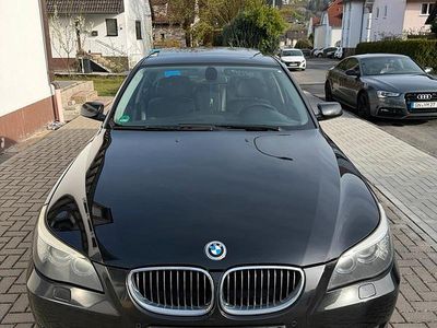 Gebraucht BMW 523 190 PS (139 kW) 2008 Schwarz Limousine