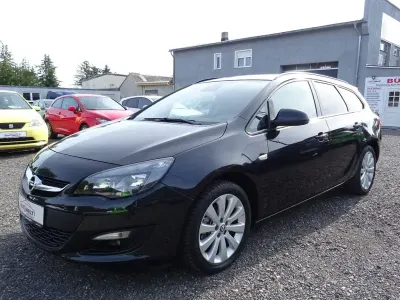 Gebraucht Opel Astra Style 120 PS (88 kW) 2016 Schwarz Kombi
