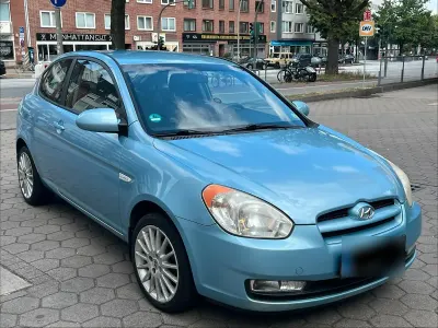 Gebraucht Hyundai Accent 97 PS (71 kW) 2007 Blau Coupé
