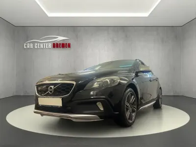 Gebraucht Volvo V40 CC Summum 177 PS (130 kW) 2013 Schwarz Kombi