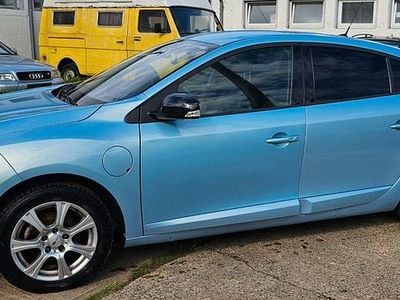 Blau Gebraucht 2012 Renault Fluence Limousine | 4.900 €