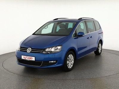 Blau Gebraucht 2020 VW Sharan Van / Kleinbus | 24.950 € (Fairer Preis)