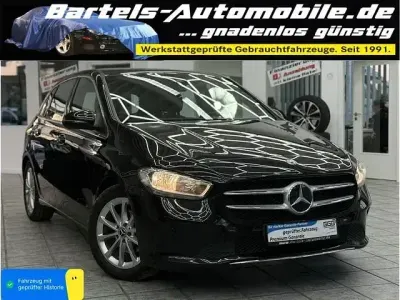 Gebraucht Mercedes B180 Progressive 116 PS (85 kW) 2019 Kosmosschwarz  metalliclack Kleinwagen