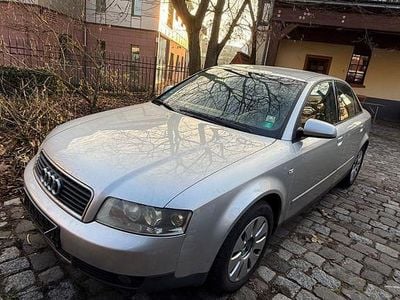 Silber Gebraucht 2001 Audi A4 Limousine | 1.200 € (Superpreis)