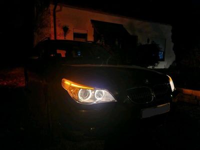 BMW 523