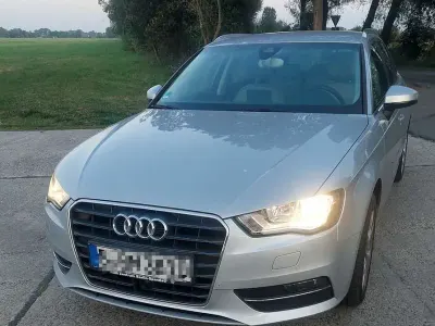 Gebraucht Audi A3 Ambiente 122 PS (89 kW) 2013 Silber Limousine