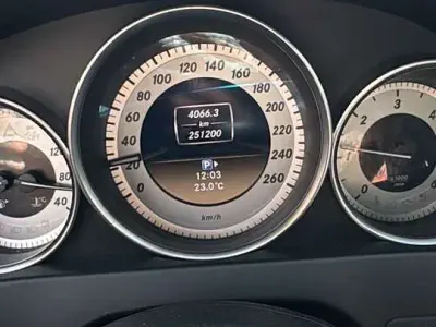 Gebraucht Mercedes C200 Avantgarde 136 PS (100 kW) 2011 Limousine