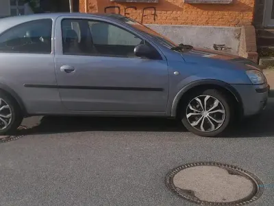 Gebraucht Opel Corsa 70 PS (51 kW) 2005 Grau Kleinwagen