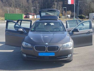 gebraucht BMW 530 xDrive Tour. Luxury. HUD. Pan. AHK. SH. AHK. Voll