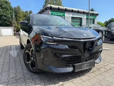 Gebraucht Alfa Romeo GT Junior 145 PS (106 kW) 2025 Schwarz SUV