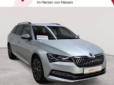Gebraucht Skoda Superb LAURIN & KLEMENT 200 PS (147 kW) 2023 Silber Kombi