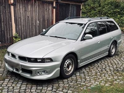 Mitsubishi Galant