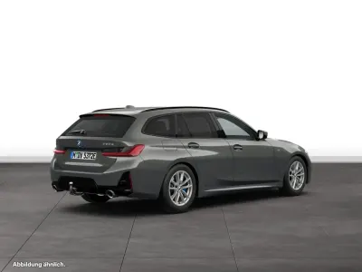 Gebraucht BMW 330e 292 PS (214 kW) 2025 Dravitgrau metallic Kombi
