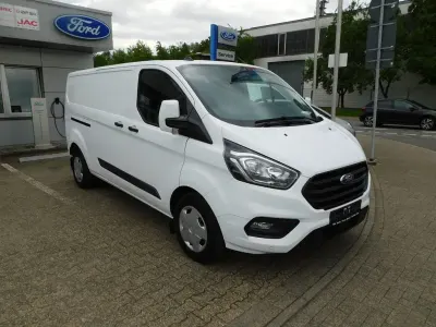 Gebraucht Ford Transit Custom Trend 131 PS (96 kW) 2023 Weiß Limousine