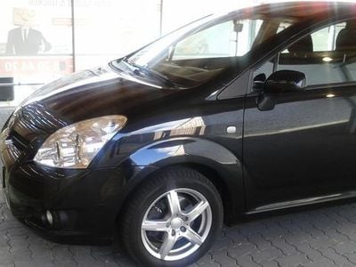 Gebraucht Toyota Verso Travel 129 PS (94 kW) 2008 Schwarz Van / Kleinbus