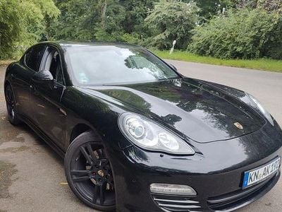Porsche Panamera 4S