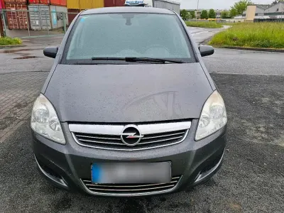 Gebraucht Opel Zafira 140 PS (102 kW) 2009 Andere farben Van / Kleinbus