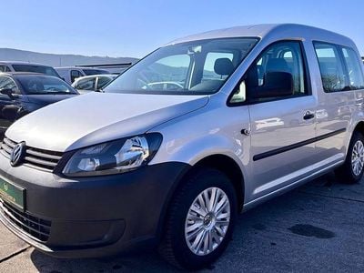 Gebraucht VW Caddy Startline 109 PS (80 kW) 2015 Silber Van / Kleinbus