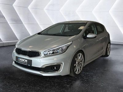 Gebraucht Kia Ceed Spirit 135 PS (99 kW) 2016 Silber Kleinwagen