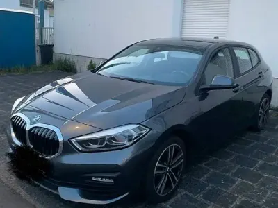 Gebraucht BMW 118 Sport Line 140 PS (102 kW) 2019 Grau Kleinwagen