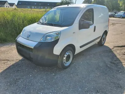 Gebraucht Fiat Fiorino 75 PS (55 kW) 2010 Silber Van / Kleinbus