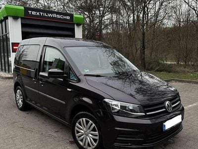 Gebraucht VW Caddy 102 PS (75 kW) 2017 Violett Van / Kleinbus