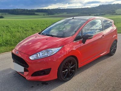 gebraucht Ford Fiesta 1,0 EcoBoost 103kW S/S Sport Sport Rot 2015