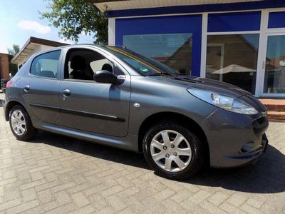 gebraucht Peugeot 206 Basis +