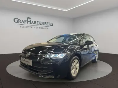 Gebraucht VW Golf VIII Life 116 PS (85 kW) 2025 Schwarz Limousine
