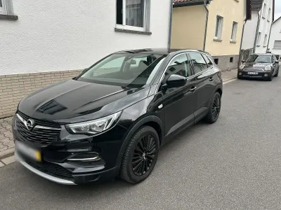 Gebraucht Opel Grandland X 131 PS (96 kW) 2018 Schwarz SUV