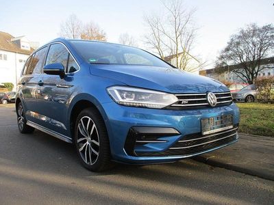 Gebraucht VW Touran Comfortline 150 PS (110 kW) 2016 Blau Van / Kleinbus