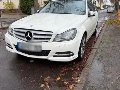 Mercedes C200