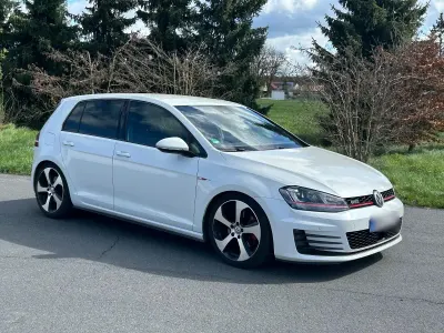 Gebraucht VW Golf VII GTI 220 PS (161 kW) 2016 Weiß Limousine