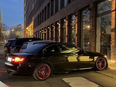 Gebraucht BMW 325 Cabriolet Sport Line 204 PS (150 kW) 2012 Schwarz Cabrio